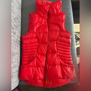 Lululemon Womens Vest Size 6!